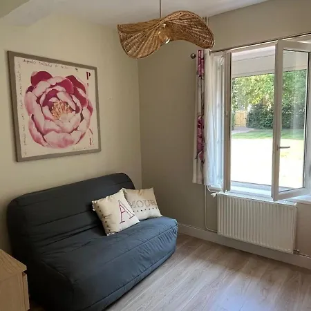 La Maison De Garde * Etalondes-la-Pipe