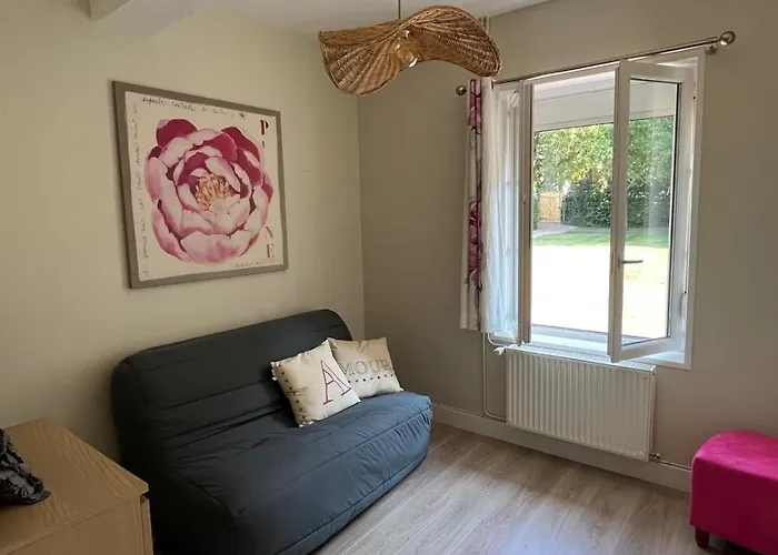 La Maison De Garde * Etalondes-la-Pipe